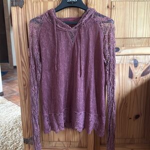 EUC lightweight top with lace overlay, lace sleeves and hood.